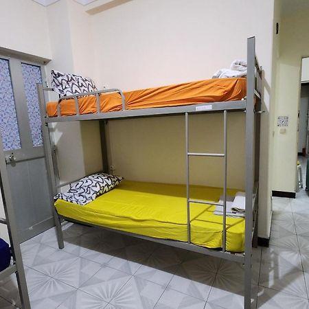 No Cash Accepted-Meeting Point Hostel- Praia, Also In Tarrafal & Fogo Bagian luar foto