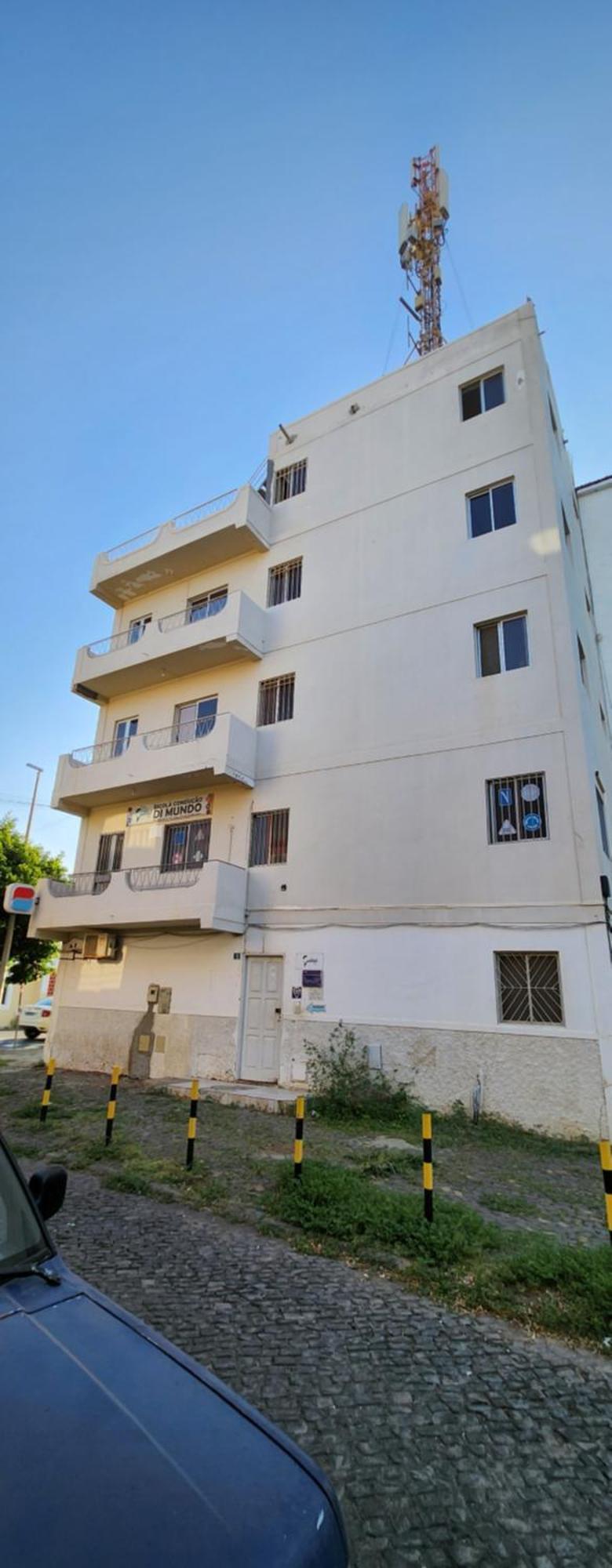 No Cash Accepted-Meeting Point Hostel- Praia, Also In Tarrafal & Fogo Bagian luar foto