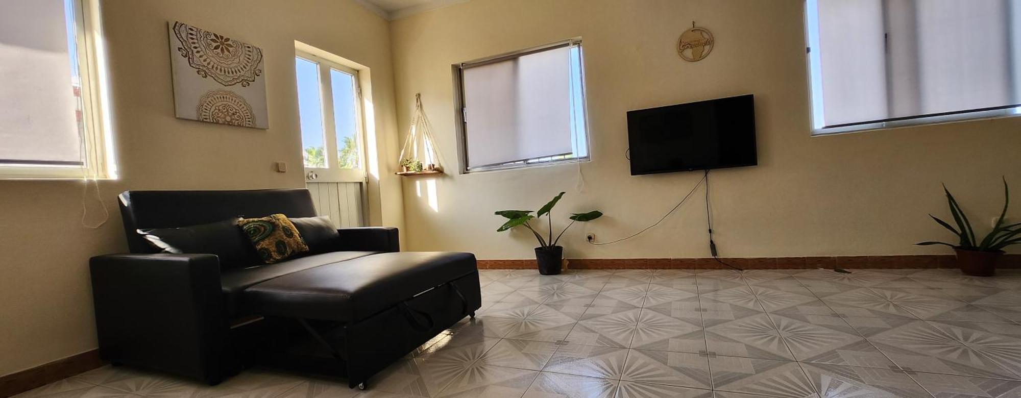 No Cash Accepted-Meeting Point Hostel- Praia, Also In Tarrafal & Fogo Bagian luar foto