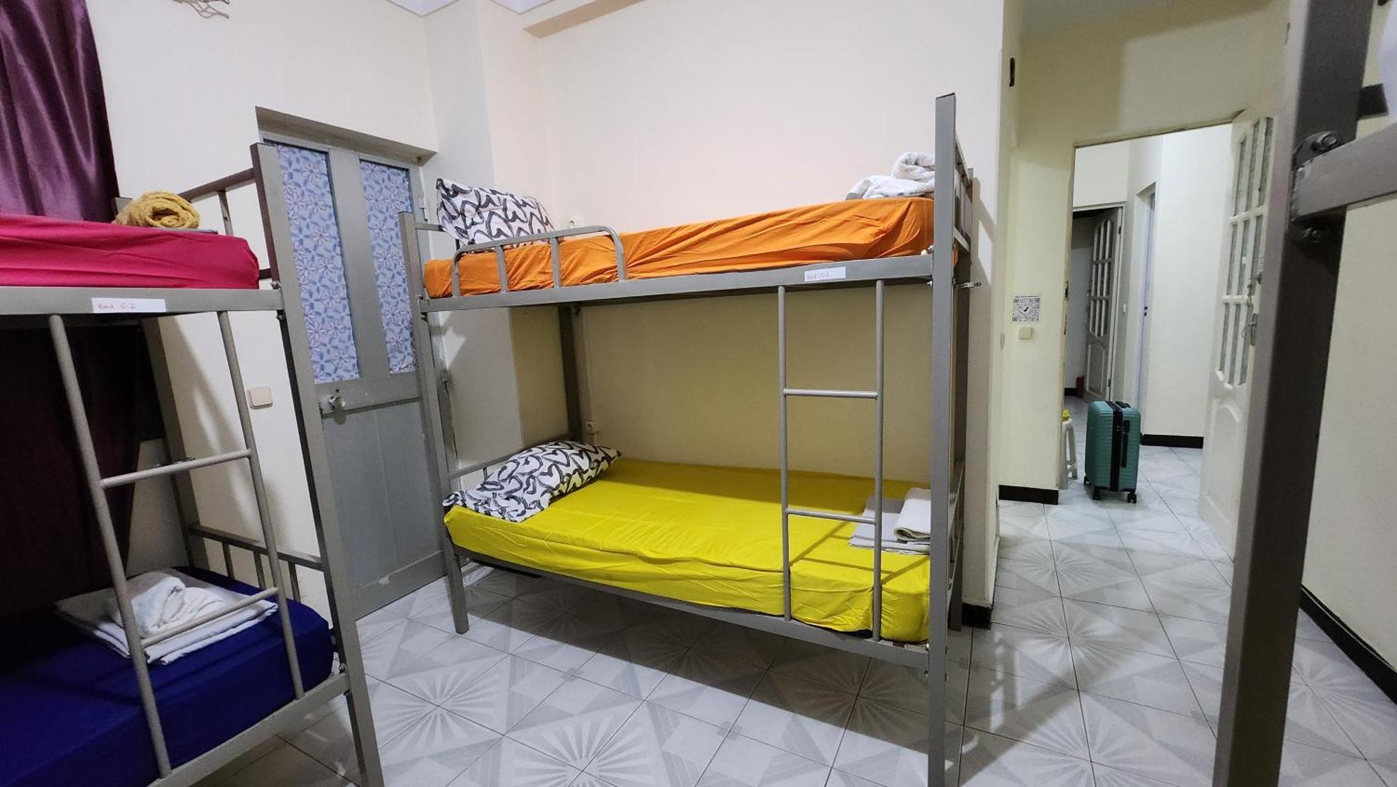 No Cash Accepted-Meeting Point Hostel- Praia, Also In Tarrafal & Fogo Bagian luar foto