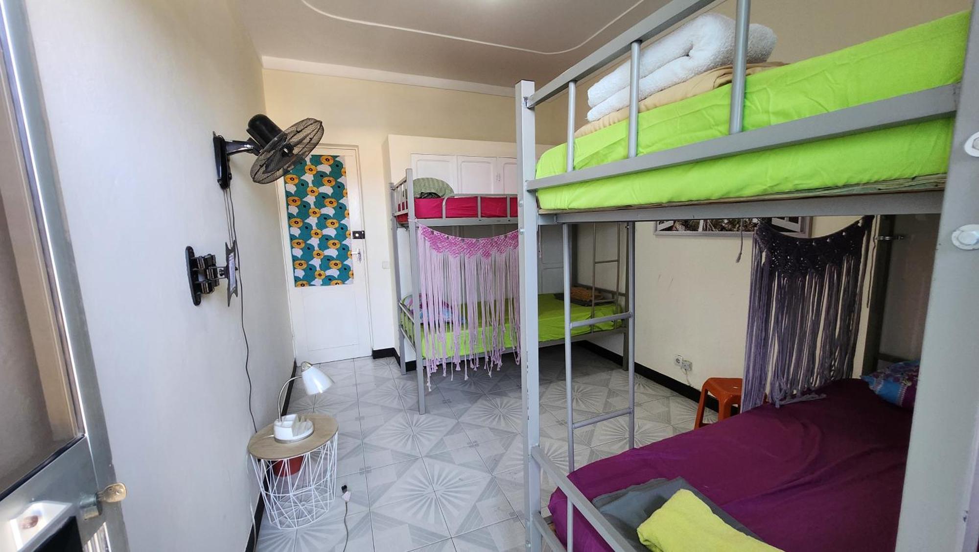No Cash Accepted-Meeting Point Hostel- Praia, Also In Tarrafal & Fogo Bagian luar foto