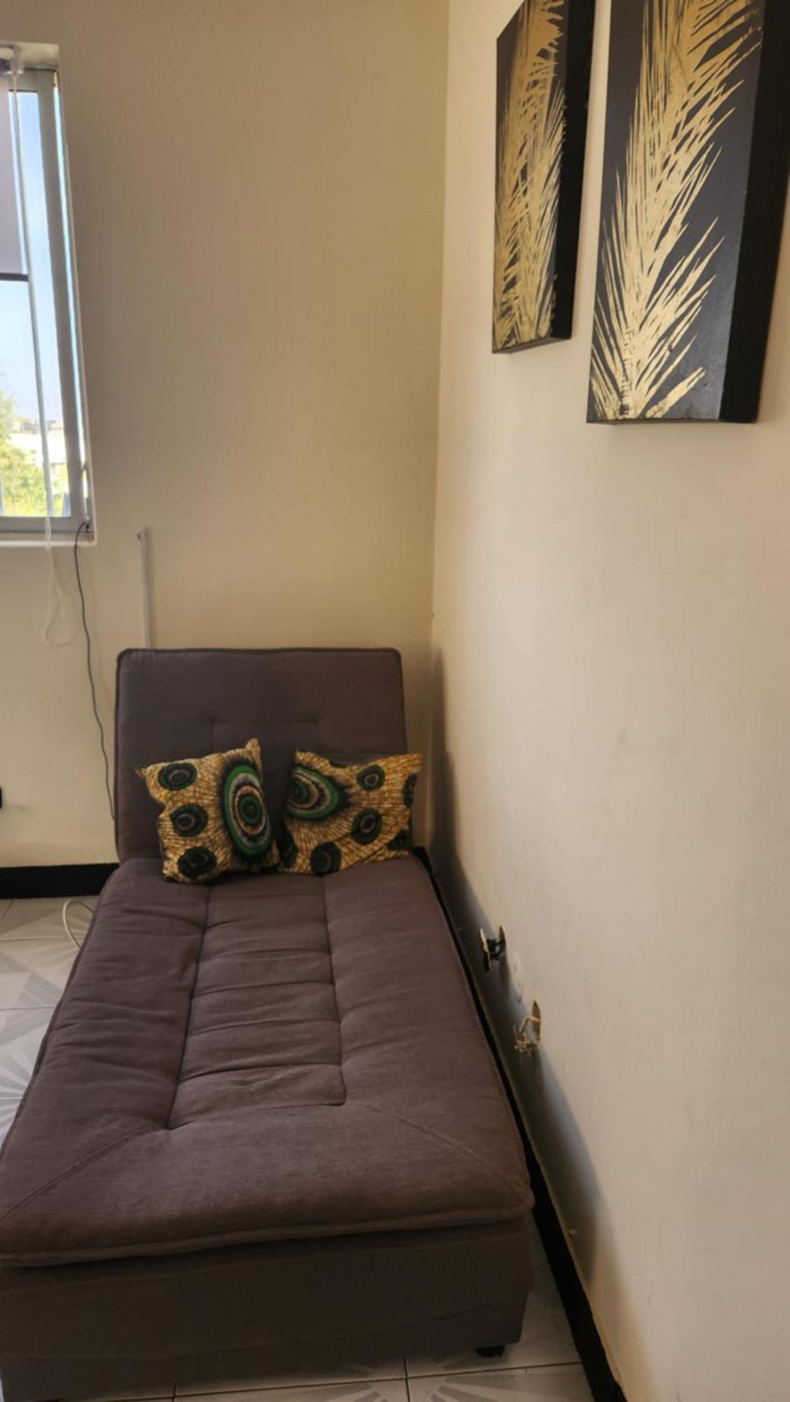 No Cash Accepted-Meeting Point Hostel- Praia, Also In Tarrafal & Fogo Bagian luar foto